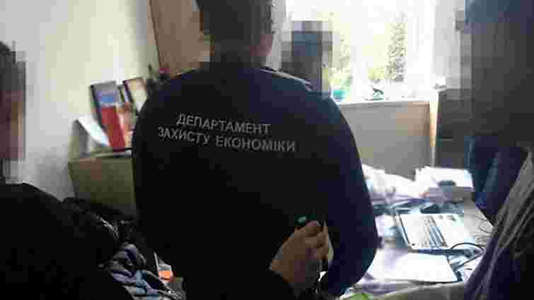 У Львові назвали імена агентів поліції та СБУ для підкидання хабарів У Львові назвали імена агентів поліції та СБУ для підкидання хабарів
