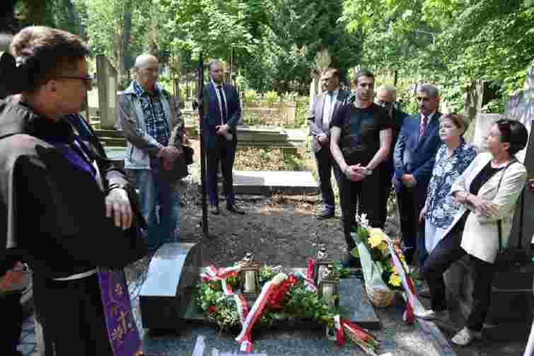 На Личаківському кладовищі знайшли могили вбитих червоноармійцями львів’ян